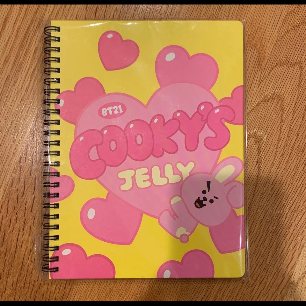 BT21 Notebook Set - Picture 3 of 6